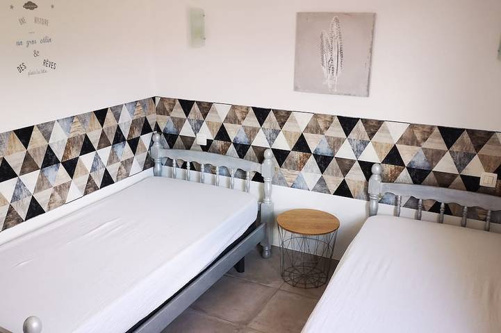 Villa Du Llevan: a cozy cottage on the edge of the bush in Sorède, Mediterranean Coast (France)