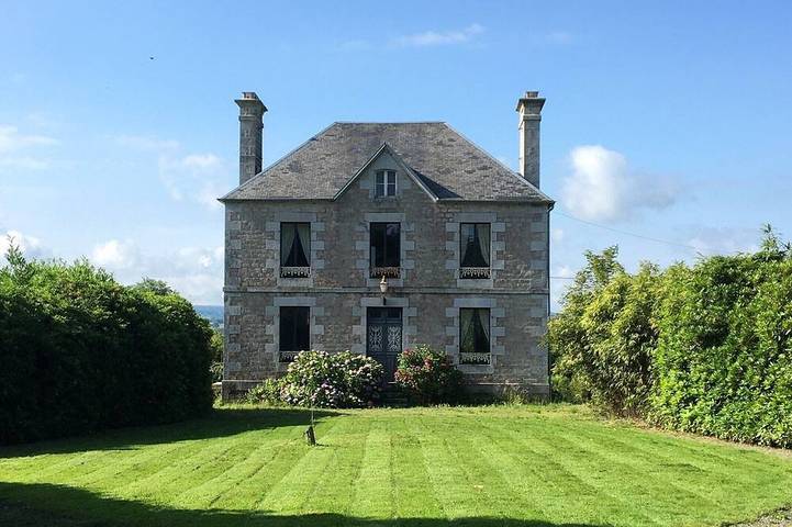 Gîte pour 6 personnes, avec terrasse et jardin, animaux acceptés à Montbray