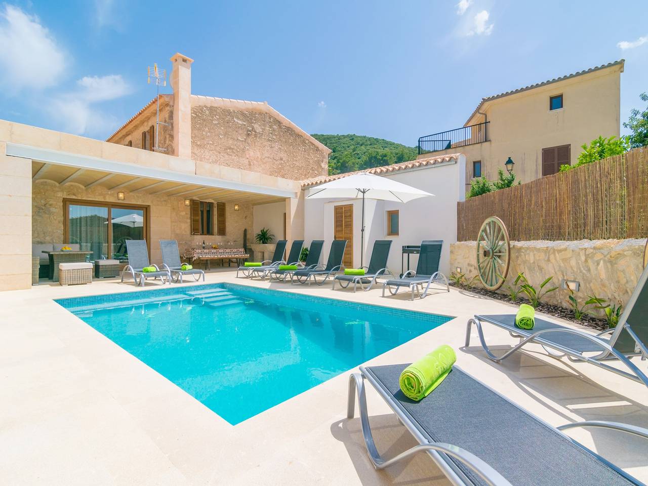 Maison de ville élégante avec piscine in Randa (Mallorca), Algaida