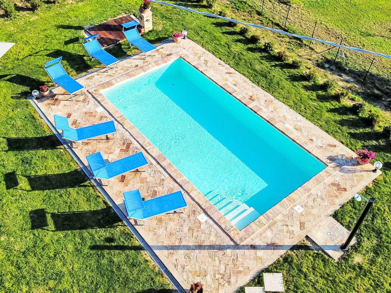 Ferienvilla mit privatem Pool und Whirlpool in Penna San Giovanni, Macerata Provinz