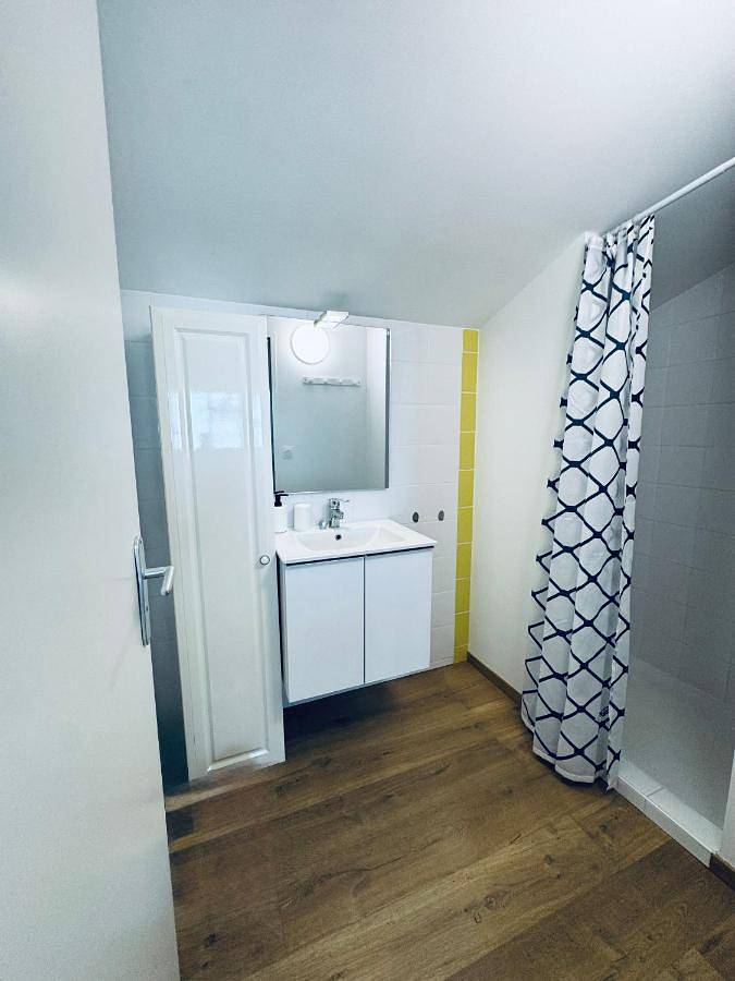 Location de vacances pour 8 personnes, avec piscine et jardin ainsi que vue et terrasse dans Port de Taussat Fontaine Vieille - 2