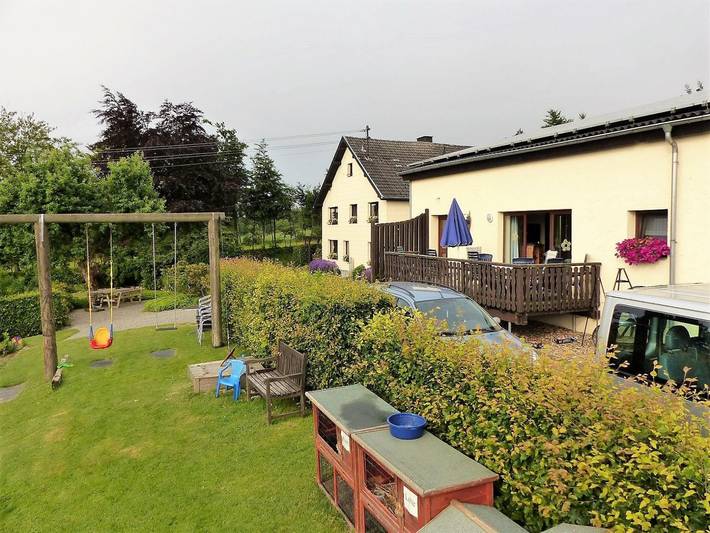 Ferienwohnung für 12 Personen, mit Terrasse und Garten sowie Pool und Sauna in Monschau