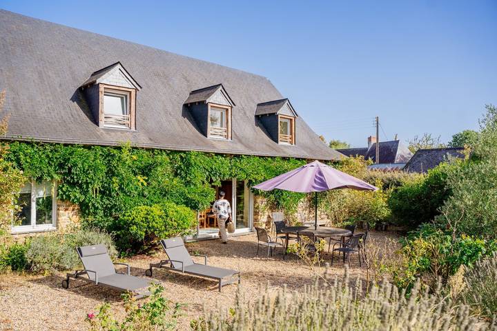 Location de vacances pour 2 personnes, avec jardin ainsi que sauna et jacuzzi dans Région de Segré - 4