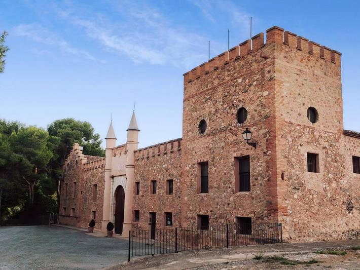 Casa rural para 4 personas, con vistas además de jardín y piscina en Alt Palància - 2