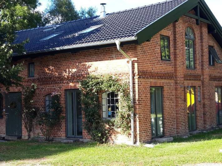 Ferienwohnung für 4 Personen, mit Terrasse und Garten in Stockelsdorf