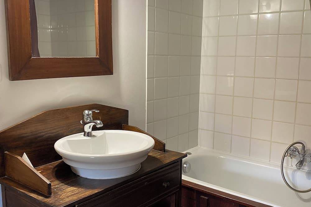 La Maison de Coton, swimming pool, countryside, 5 pers. Les Gîtes de l'Etang des Noues in Cholet, Cholet und Umgebung