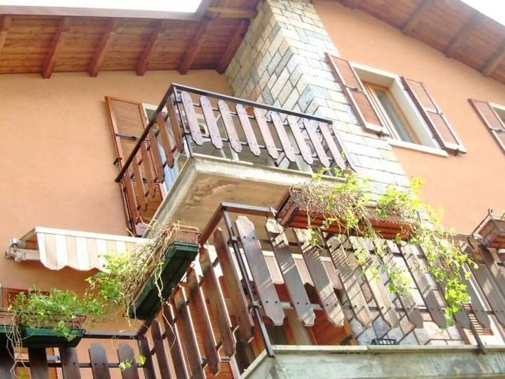 Apartamento entero, 4 estancias 2 Personas in Brenzone, Montañas Garda