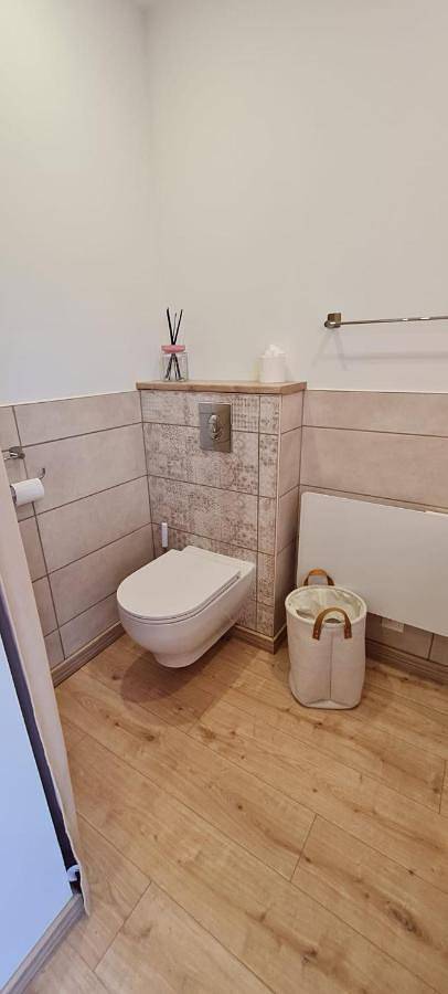Gîte pour 2 personnes, avec jardin à Tossiat - 3