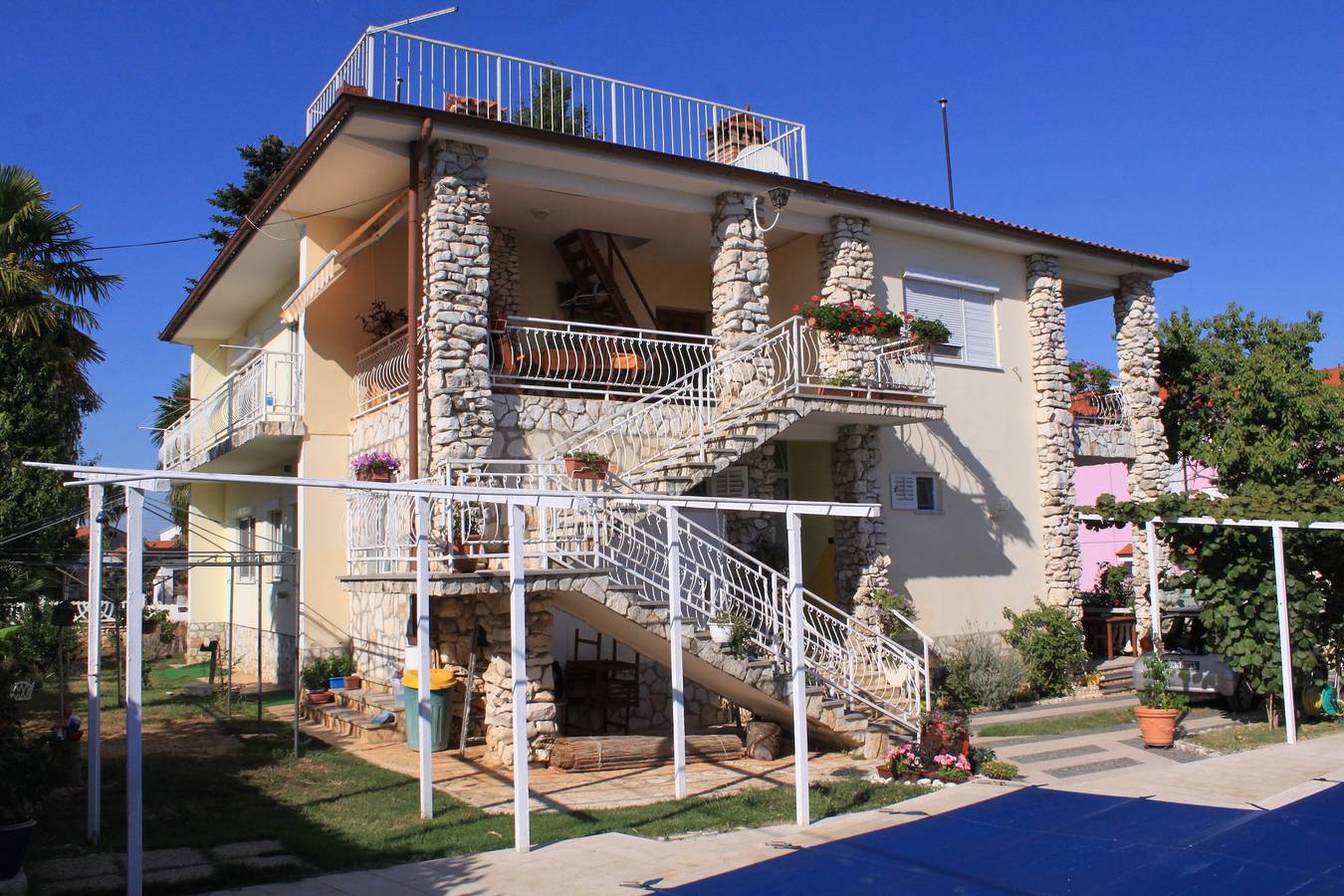 Ganze Wohnung, 1-Zimmer-Ferienwohnung mit Terrasse Valbandon, Fazana A-7257-c in Valbandon, Südküste Istrien
