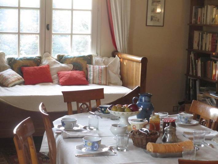 Chambre d’hôte pour 9 personnes, avec vue ainsi que jardin et piscine dans le Vaucluse - 4