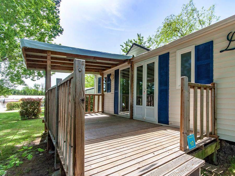 Camping les Etangs de Plessac  - Mobilhome 4 personnes - 2 Chambres Standard in Saint-Félix-de-Bourdeilles, Parc naturel régional Périgord-Limousin