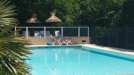 Location de vacances pour 6 personnes, avec piscine et terrasse, animaux acceptés à Saint-Jean-du-Gard