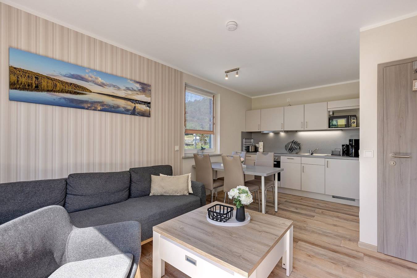 Ganze Wohnung, Ferienwohnung 4" mit Gemeinschaftsgarten und Wi-Fi in Joachimsthal, Werbellinsee
