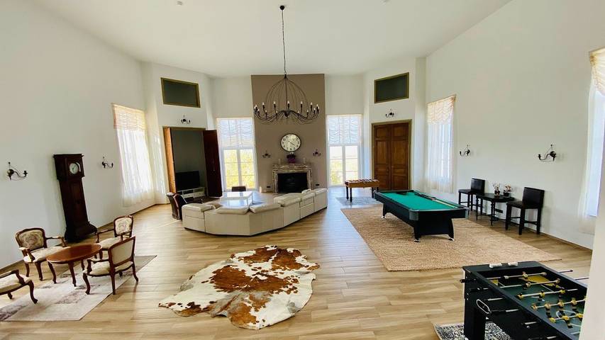 Gîte pour 15 personnes, avec piscine et jardin à Beauraing - 2