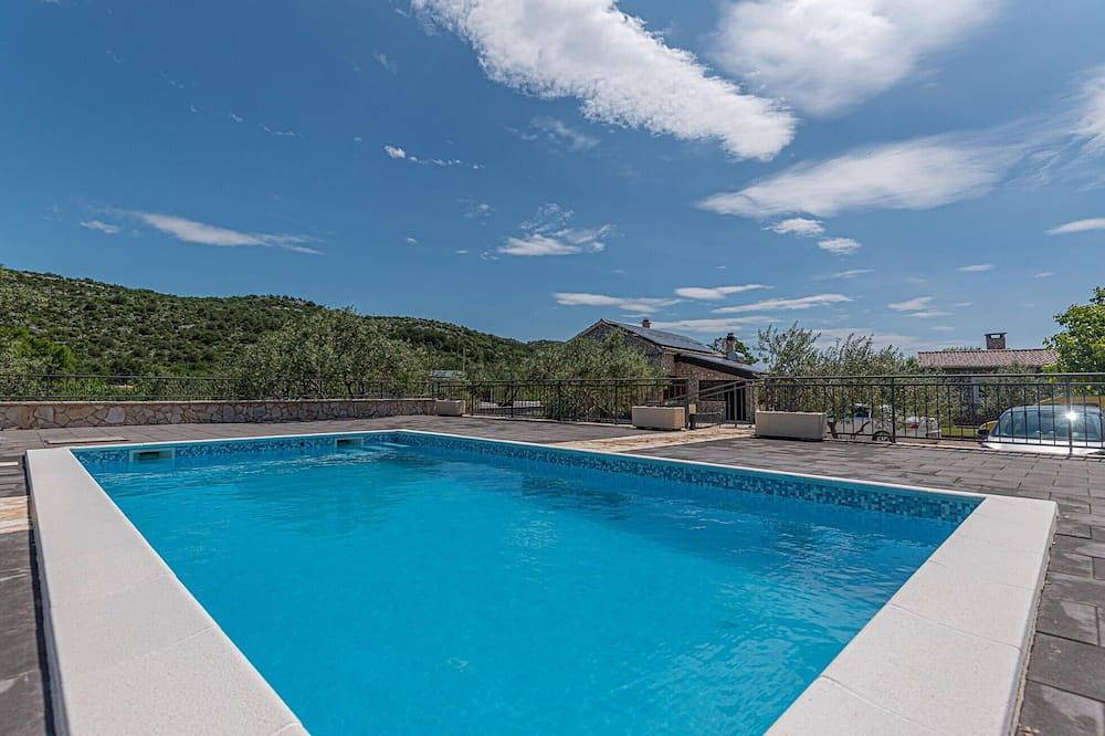 Casa vacanza a Trebocconi a partire da 460€ a notte