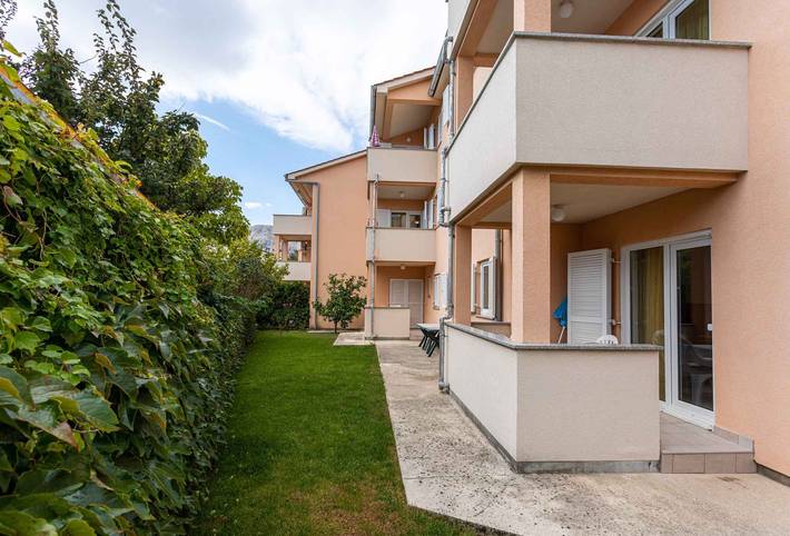 Ferienwohnung für 5 Personen, mit Garten in Baska - 4