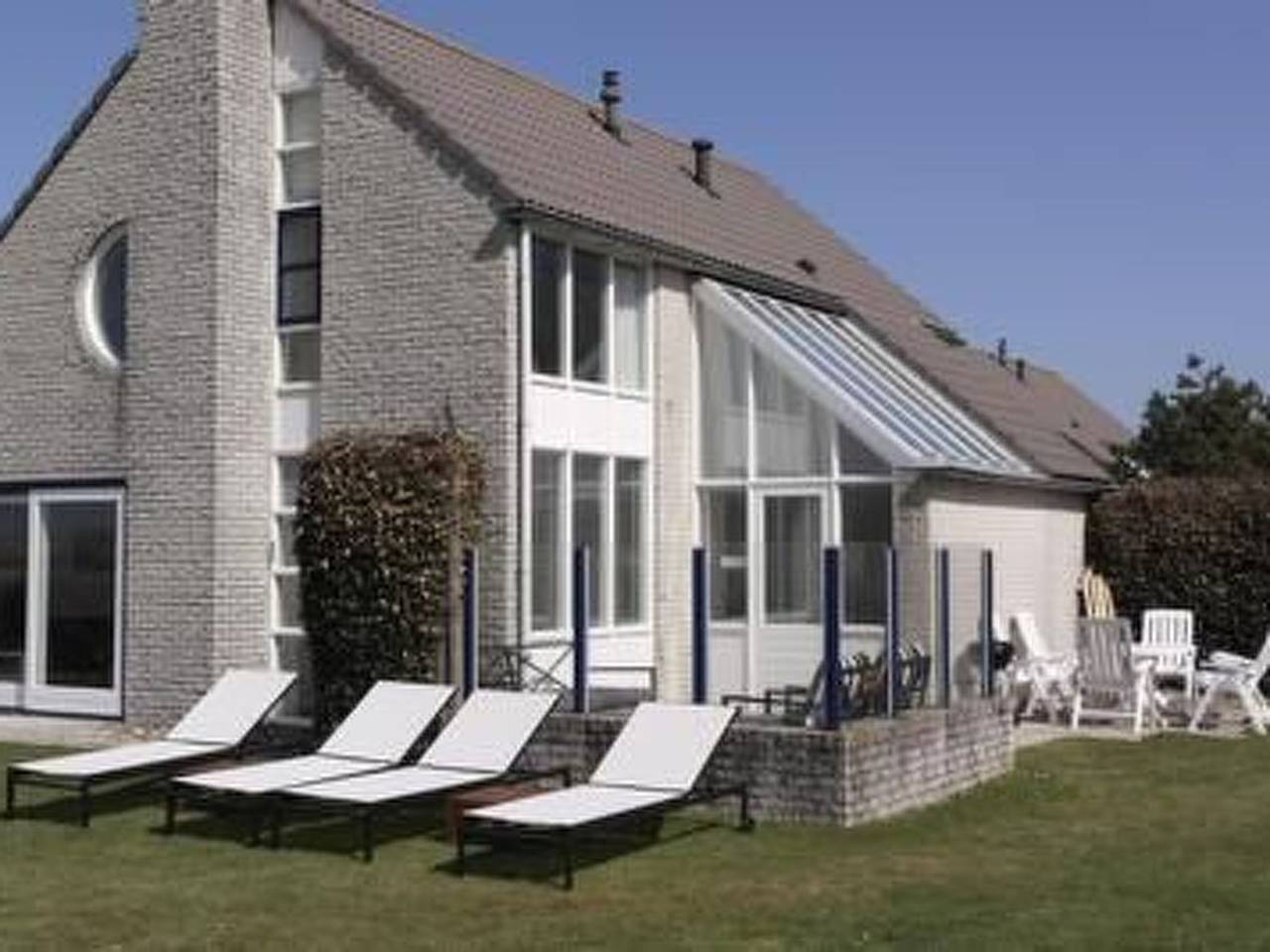 "Villa Ooghduyne" in Julianadorp, Noord-Holland - Kust van de Noordzee