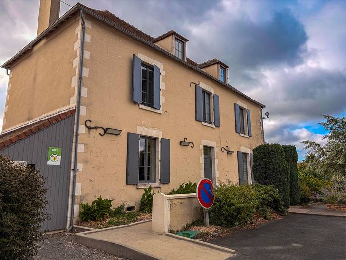 Gîte pour 12 personnes, avec jardin ainsi que vue sur le lac et terrasse - 1