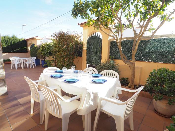 Chalet para 8 personas, con balcón y vistas en Alt Empordà - 3