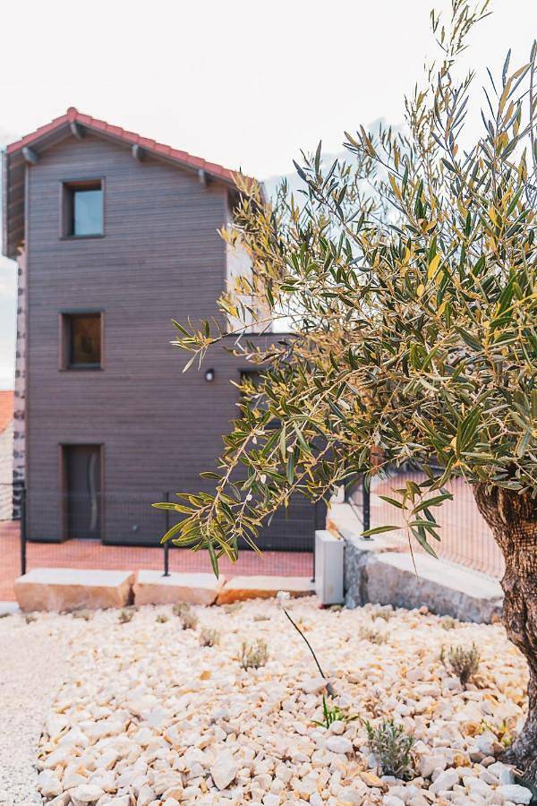 Maison de vacances pour 10 personnes, avec piscine ainsi que terrasse et vue