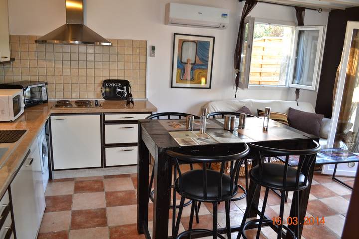Ganze Wohnung, Apartment 'Rez-de-villa Taglio-Isolaccio' mit Bergblick, Wlan und Klimaanlage in Taglio-Isolaccio, Corte und Umgebung