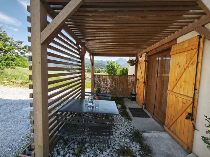Gîte pour 4 personnes, avec Terrasse ainsi que Jardin et Vue à Rosans - 3