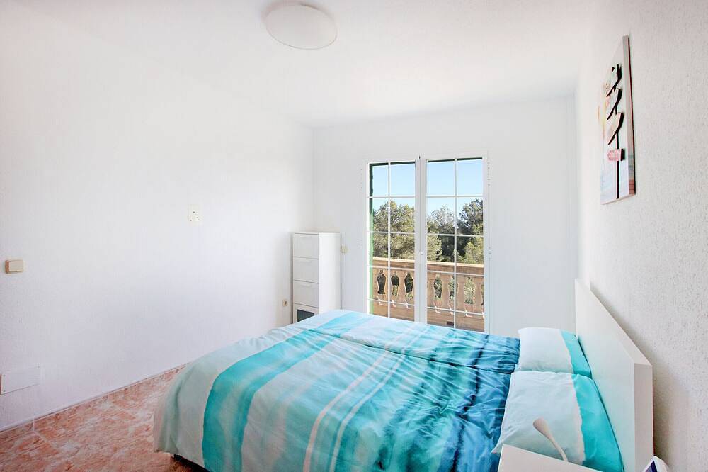 Villa Domingos, a comfortable holiday house with a private pool and Bbq in Cales de Mallorca in Calas de Mallorca, Manacor