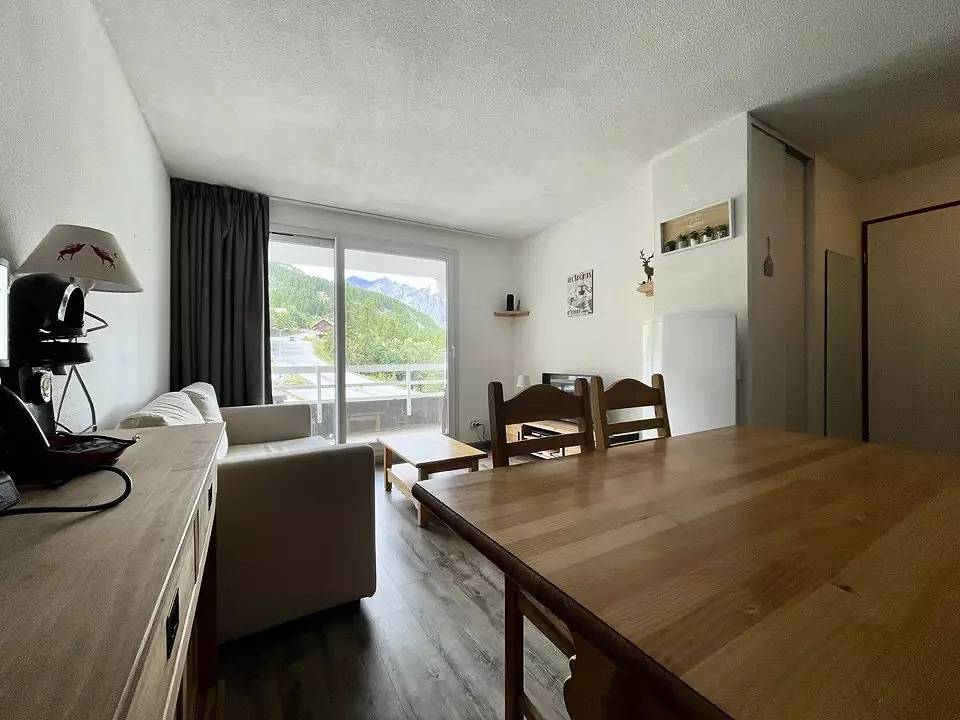 Ganze Wohnung, Sunv217 - Ferienwohnung 6 Personen mit Terrasse in Puy-Saint-Vincent, Nationalpark Écrins