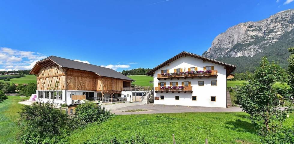 Bauernhaus für 4 Personen, mit Balkon und Garten in Südtirol - 2