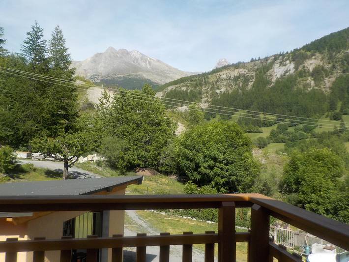 Gîte pour 2 personnes, avec jardin et terrasse à Saint-Paul-sur-Ubaye