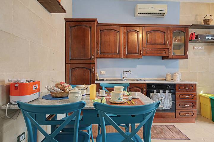 'La Casetta di Viola' charming and unique cottage just a few km from the sea! in Palmariggi, Lecce Province