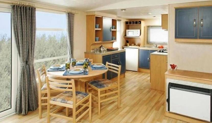 Camping pour 6 personnes, avec piscine, animaux acceptés