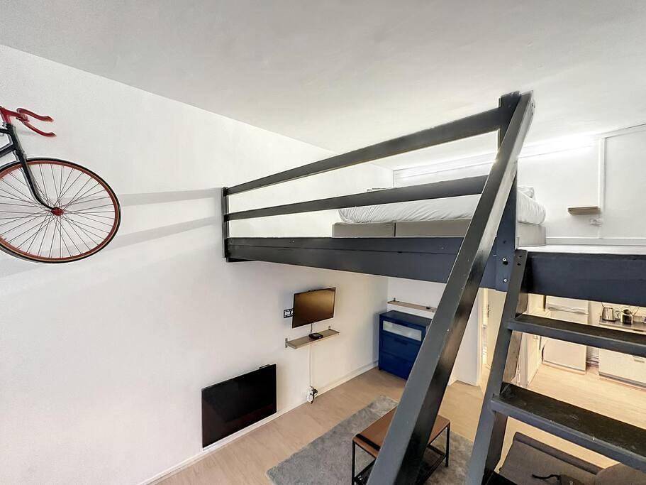 Appartement entier, La Suite Duhamel - Au pied de la Gare - Au Calme in Rennes, Région de Rennes