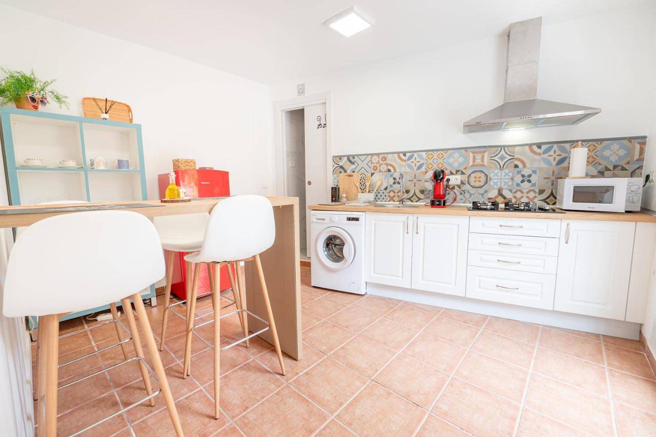 Casa "La Gata Azul" con jardín privado in Roquetas de Mar, Costa de Almería