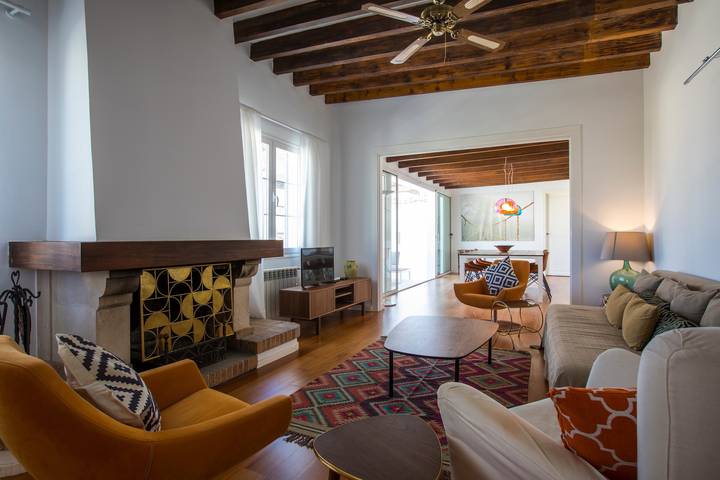 Villa Oasis Terra Blanca by PriorityVillas in El Terreno, Palma
