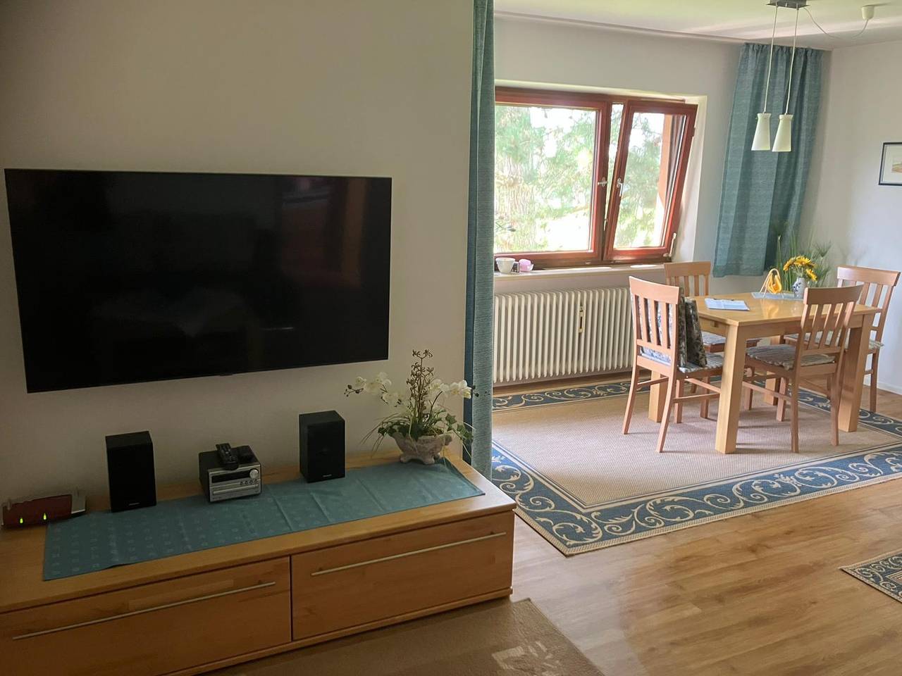 Appartamento intero, Ferienwohnung Fritz - Ferienwohnung für 2 Personen in der 1. Etage mit Westbalkon, 50 qm, extra Schlafzimmer in Breitbrunn am Chiemsee, Chiemsee