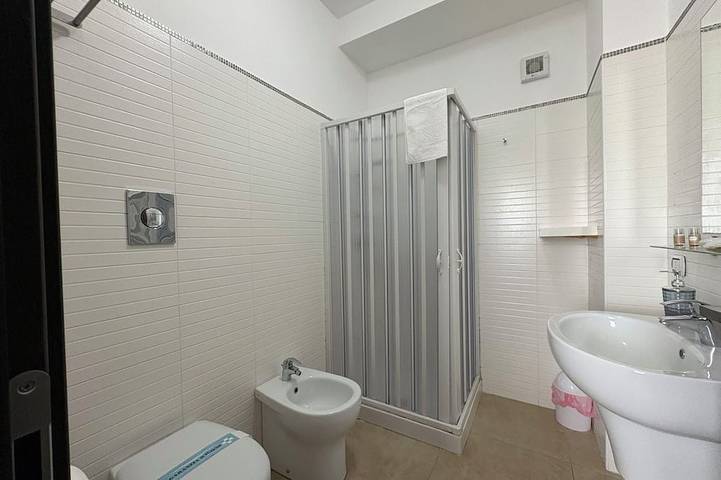 Appartamento intero, Bellissimo appartamento per 2 persone con piscina, A/C, WIFI, TV, patio e vista panoramica in Mazzarino, Provincia di Caltanissetta