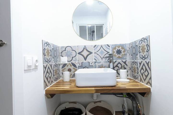 Entire apartment, Cosy little chalet between lake and mountains in Brison, Bonneville region