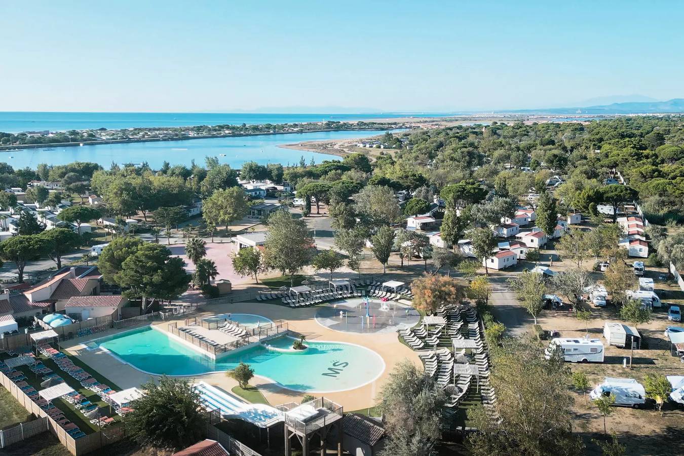 Cottage Riviera Standard Climatisé 3 Pièces 4 Personnes in Les Ayguades, Narbonne