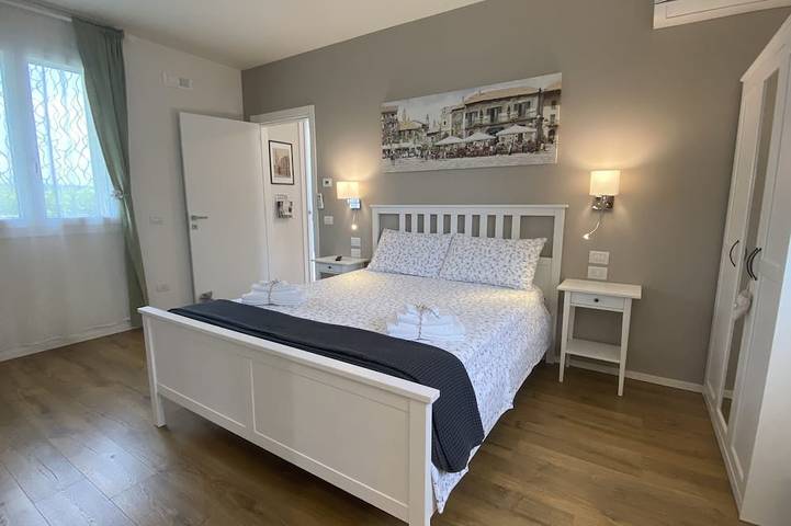 Ganze Wohnung, Naturhaus Wohnung in Castelnuovo del Garda, Gardasee-Berge