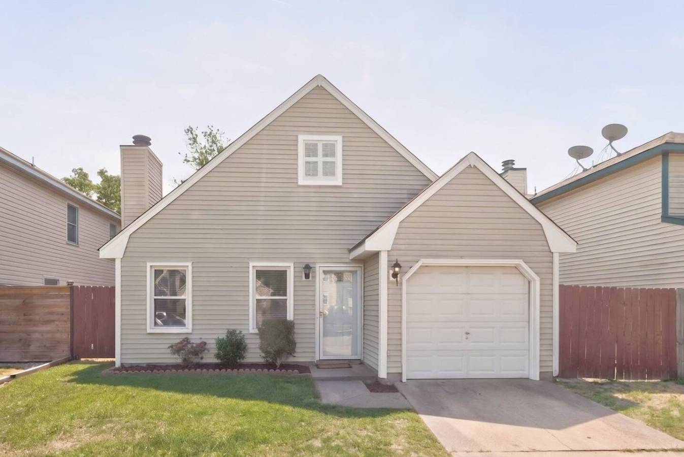 Newly Renovated Vb Retreat | Comfort & Space Home in Virginia Beach