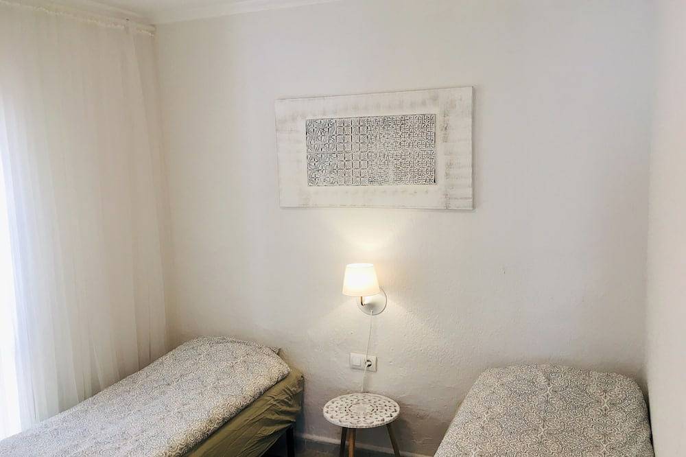 Belle villa avec piscine privée près de la plage et de la ville in Las Calas, Torrevieja