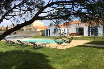 Gîte pour 7 personnes, avec jardin à L'Aiguillon-sur-Vie