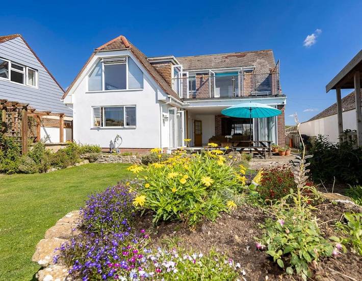Holiday rental for 8 people, with Balcony and Terrace as well as Garden and View in Burton Bradstock