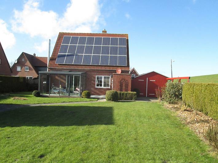 Mit Wintergarten und Garten am Deich in Fedderwardersiel, Butjadingen