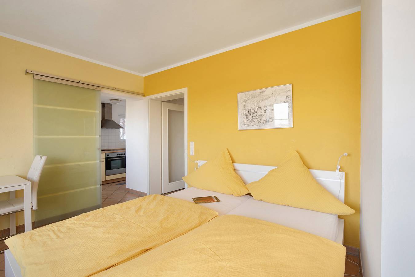 Ganze Wohnung, Ferienwohnung 'Birkethof - Studio' mit Bergblick, privater Terrasse und Wi-Fi in Grimoldsried, Mickhausen