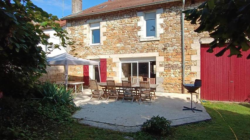 Location de vacances pour 10 personnes, avec piscine et terrasse dans Lac de Bairon - 3