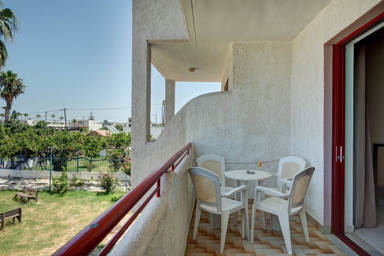 Hel lejlighed, Apartment 'Golden Sun Two-bedroom Apt 4' with Sea View, Shared Pool and Wi-Fi in Τιγκάκι, Kos
