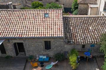 Gîte pour 8 personnes, avec piscine et jardin à Aspères