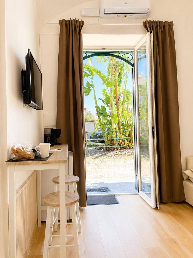 B&b per 2 persone, con panorama e giardino a Torre del Greco